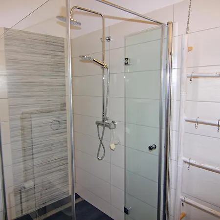 Strandanker In Moenkebude, Cleaning Included